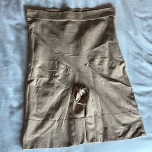 High-Waisted Maternity Shapewear Shorts in Beige